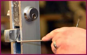 San Diego CA Locksmiths San Diego, CA 619-213-1980 - 12-changing-locks